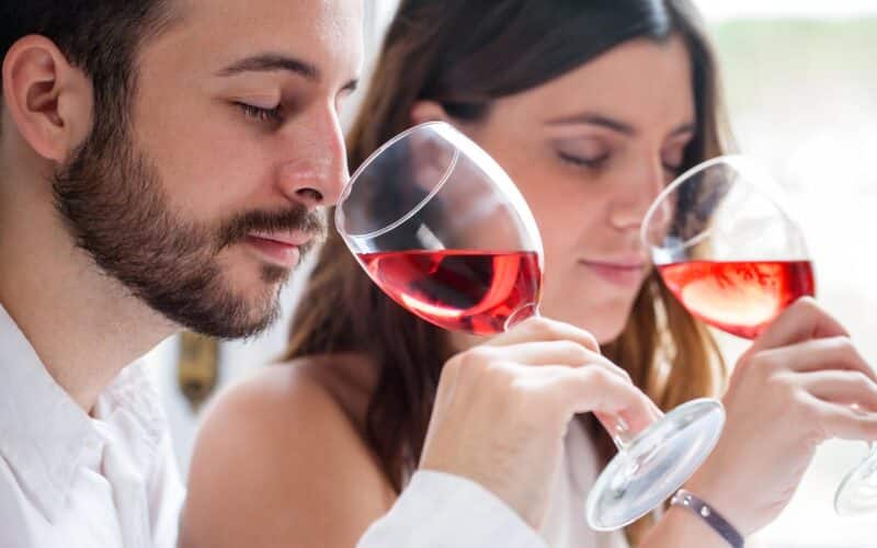 Wine Tasting Tips to Sip Like a Sommelier