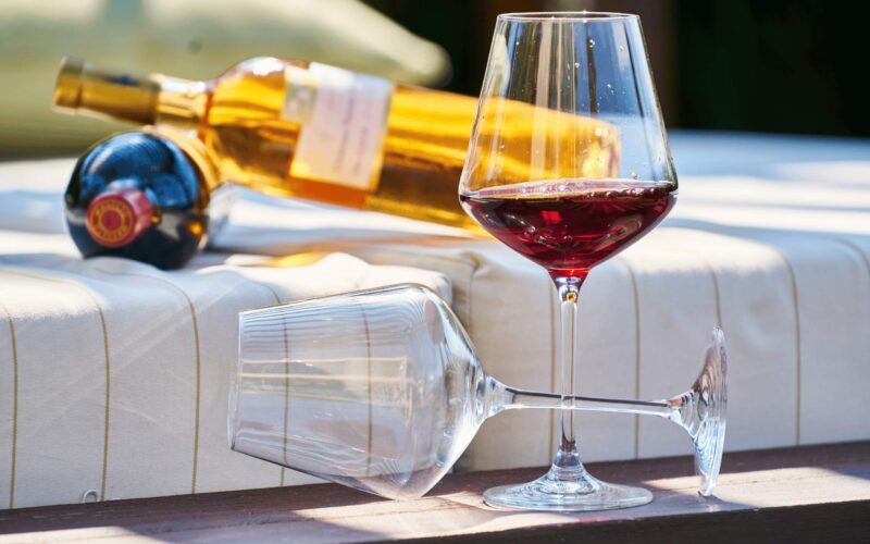 Top Organic Non-Alcoholic Wine Brands for a Cleaner Sip